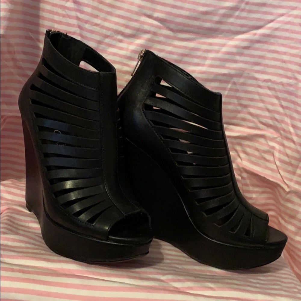 Aldo Ocenama wedges.